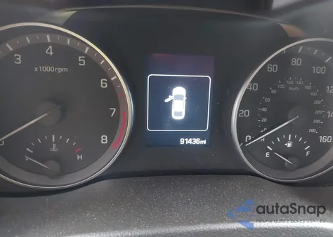 2018 Hyundai Elantra Sel z USA, uszkodzony, nr VIN 5NPD84LF7JH357195